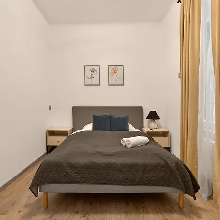 Rakoczi Grand 4br 4bath In 布达佩斯