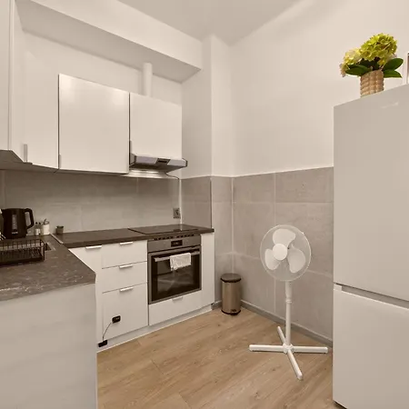 Apartman Rakoczi Grand 4br 4bath In *